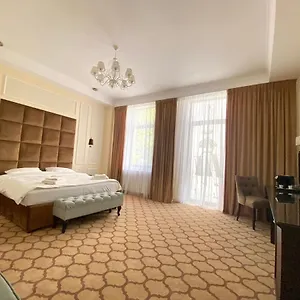 https://venetian-bucharest.bucharesthotelsnow.com